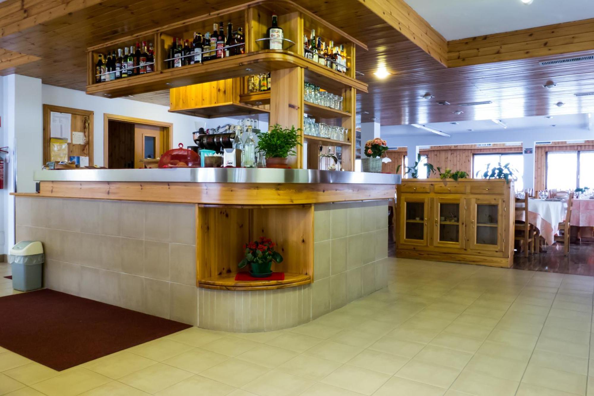 Hotel Valdotain ヴィルヌーヴ エクステリア 写真