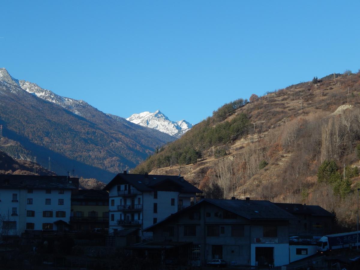 Hotel Valdotain ヴィルヌーヴ エクステリア 写真
