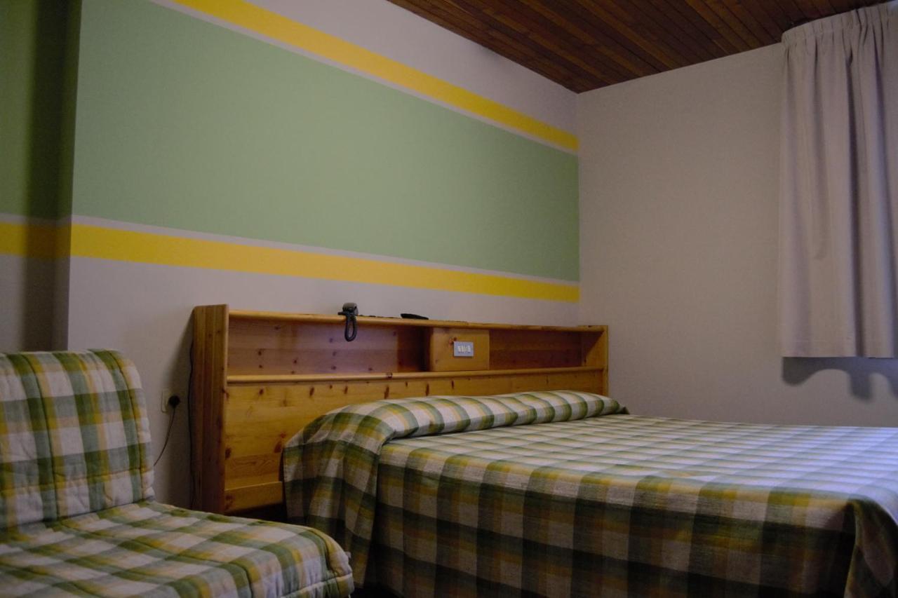 Hotel Valdotain ヴィルヌーヴ エクステリア 写真